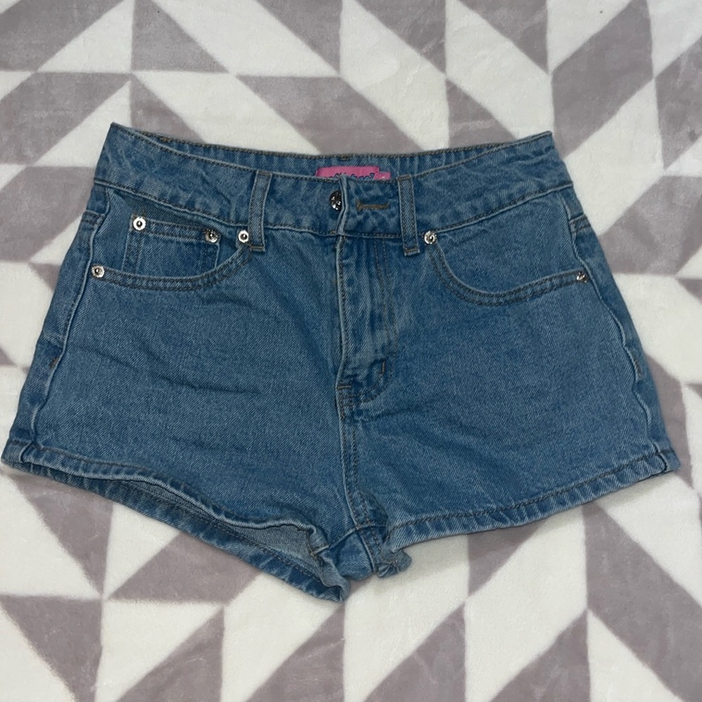 Edikted bow jean shorts